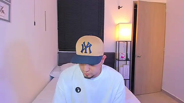 alejandro calderon1 online show from 03/31/26, 09:21