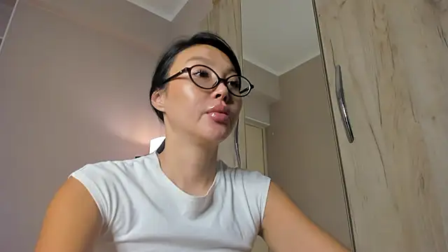 Snapshot of keiko_hot chatting on 06/09/26, 03:18 keiko hot online show from 06/09/26, 03:18