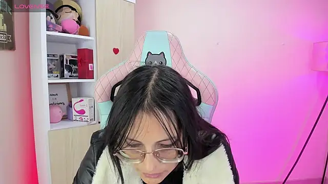 Kyomi chang online show from 02/05/25, 12:27