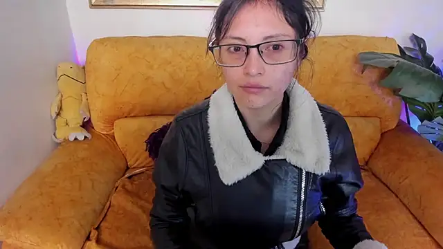 Kyomi chang online show from 04/11/26, 12:09