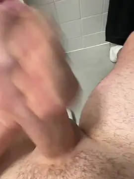 Snapshot of MagicKenzo99 chatting on 02/17/26, 05:30 MagicKenzo99 online show from 02/17/26, 05:30