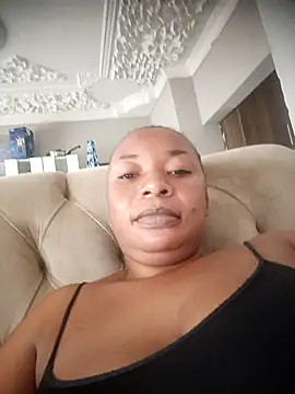 Candylious87 online show from 12/20/25, 01:40