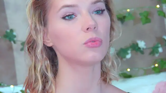 GentleRossi online show from 03/28/26, 03:11