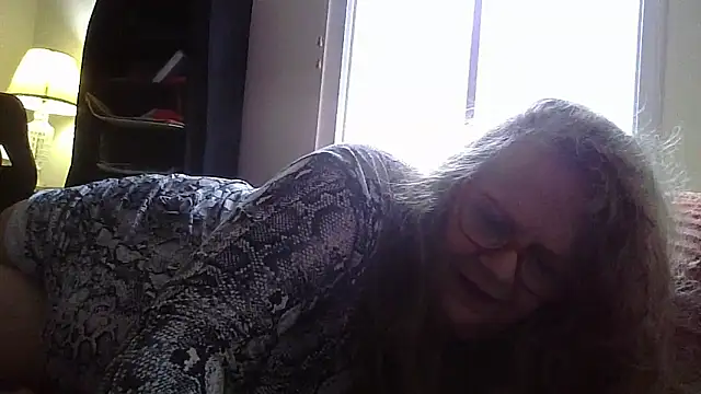 Snapshot of DestineeLoverGirl chatting on 03/26/26, 12:22 DestineeLoverGirl online show from 03/26/26, 12:22