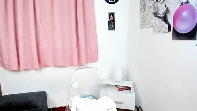 melisa es online show from 03/06/25, 01:37