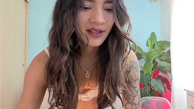 melisa es online show from 11/14/25, 01:21