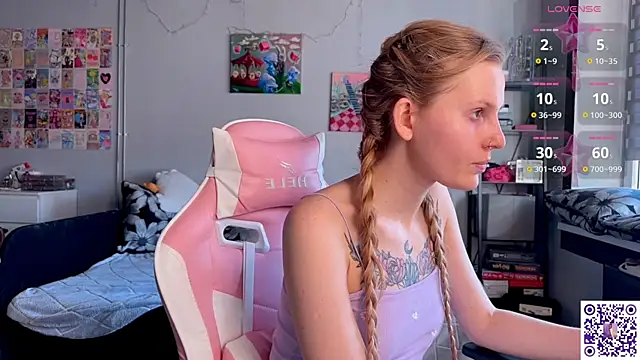 Chanel Gill online show from 04/17/26, 03:59