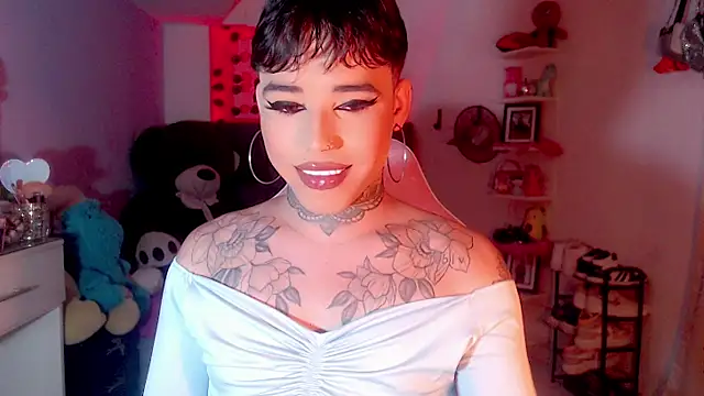 Snapshot of little_star_porn chatting on 03/14/25, 12:07 little star porn online show from 03/14/25, 12:07