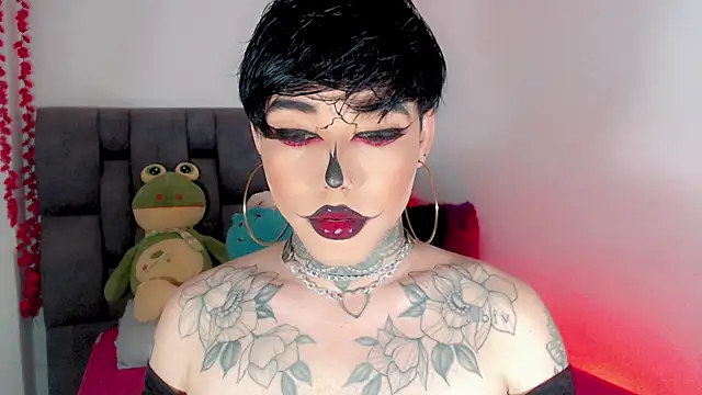 Snapshot of little_star_porn chatting on 10/31/25, 04:52 little star porn online show from 10/31/25, 04:52