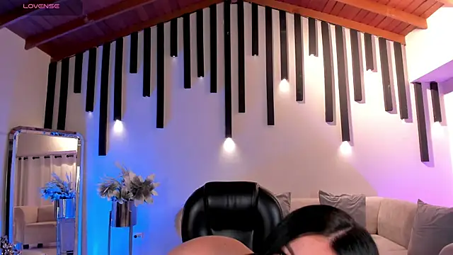 JennaOlsonX online show from 02/17/25, 10:03