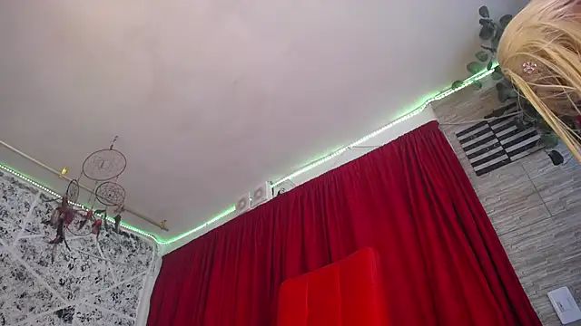 hornytsblonde online show from 02/11/26, 01:27