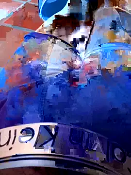 Snapshot of 1093mz223l chatting on 12/19/25, 06:59 1093mz223l online show from 12/19/25, 06:59