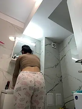 Scarlett-Dream online show from 02/04/25, 08:13