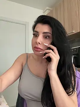 Scarlett-Dream online show from 02/24/25, 09:43