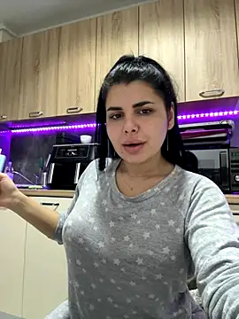 Scarlett-Dream online show from 11/24/25, 04:23