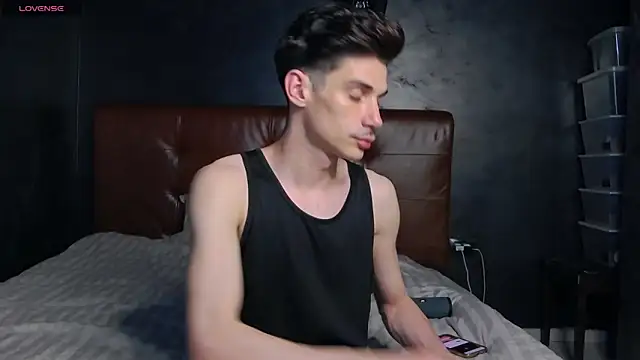 DanielCrush1 online show from 06/08/26, 03:12