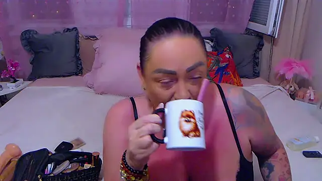 BustyVicky online show from 09/12/25, 09:04