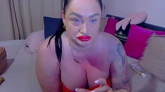 BustyVicky online show from 05/03/26, 08:04