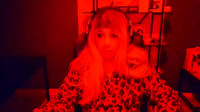 LatruieSow online show from 01/10/26, 12:34