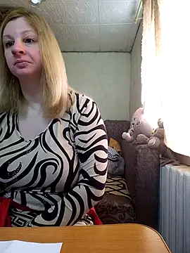 BustyBlond online show from 04/18/26, 04:16