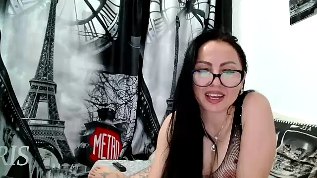 Snapshot of Anne30 chatting on 05/27/26, 07:44 Anne30 online show from 05/27/26, 07:44