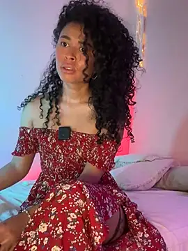 GabriSaenz online show from 12/06/24, 02:38