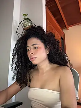 GabriSaenz online show from 02/05/26, 01:38