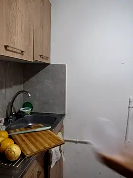 SAT--SU U online show from 12/02/25, 06:14