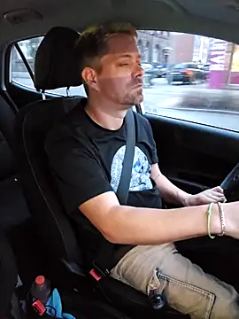 Trucker Hunter online show from 01/22/25, 07:25