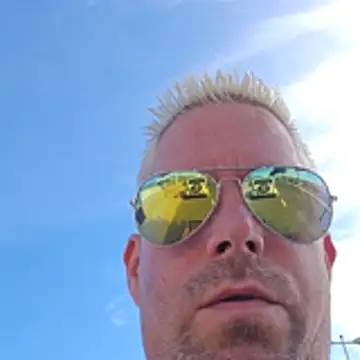 Trucker Hunter online show from 01/12/26, 11:26