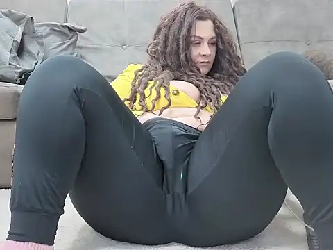 Nikole Vader online show from 03/28/26, 11:04