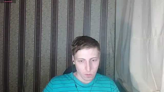 darienlarge online show from 02/28/25, 03:48