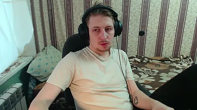 darienlarge online show from 10/16/25, 12:50