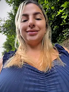 Snapshot of sammyqueenx21 chatting on 07/18/26, 11:36 sammyqueenx21 online show from 07/18/26, 11:36