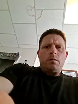 Snapshot of curiouscock38 chatting on 03/19/26, 01:04 curiouscock38 online show from 03/19/26, 01:04