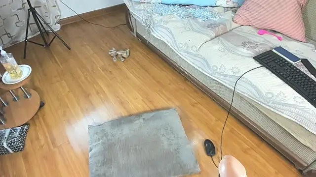 mia choo online show from 02/10/25, 10:30