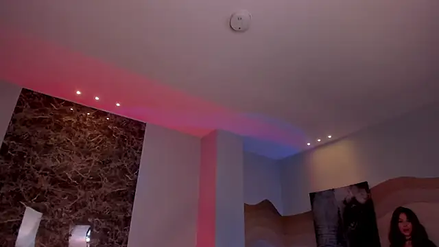 ErikaBenz  online show from 09/23/25, 12:08