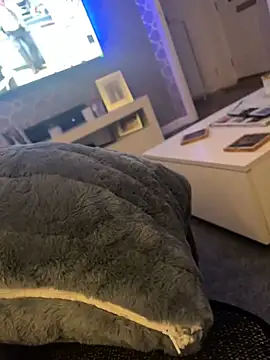 Furdale online show from 12/29/24, 09:30