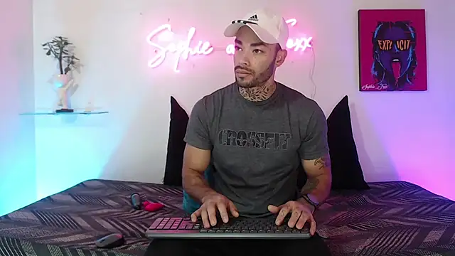 SophieFoxx17 online show from 02/02/26, 11:53