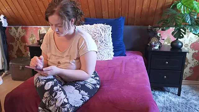 TessaWinter online show from 04/15/26, 02:35