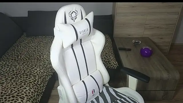 MolligSpielle online show from 01/01/25, 04:50