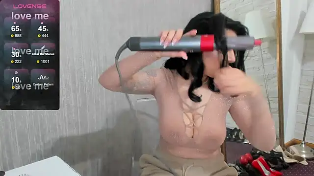 ElisaBaxter online show from 02/11/25, 08:48