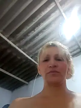 Snapshot of Nicolle_Milf chatting on 03/07/25, 06:57 Nicolle Milf online show from 03/07/25, 06:57