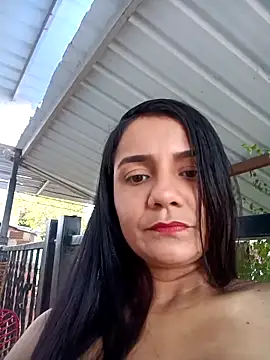 Snapshot of Nicolle_Milf chatting on 09/23/25, 06:44 Nicolle Milf online show from 09/23/25, 06:44