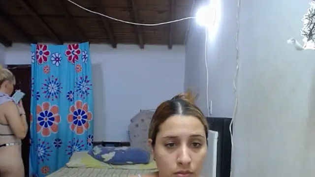 Snapshot of Nicolle_Milf chatting on 11/07/25, 08:09 Nicolle Milf online show from 11/07/25, 08:09