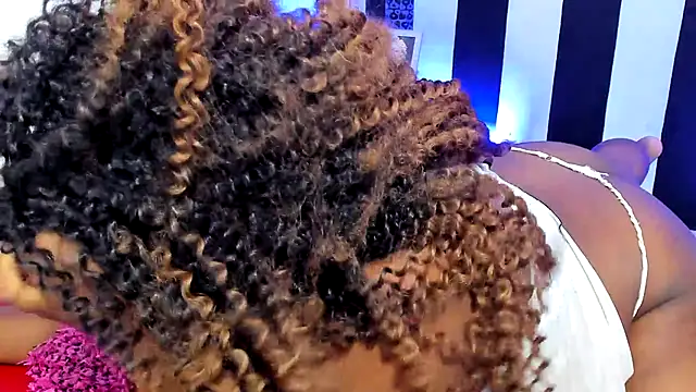 YeminaLeman online show from 01/19/25, 03:53