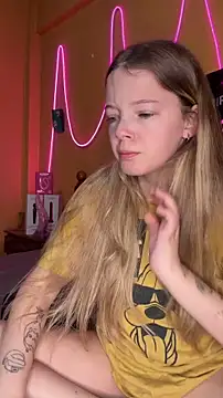 -veranito- online show from 04/15/26, 03:02