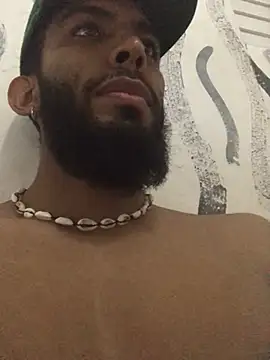 Snapshot of Alessandro__Rossi chatting on 12/30/24, 01:15 Alessandro Rossi online show from 12/30/24, 01:15