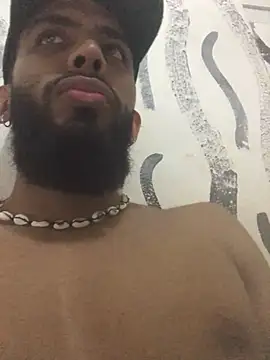 Snapshot of Alessandro__Rossi chatting on 01/25/25, 12:06 Alessandro Rossi online show from 01/25/25, 12:06