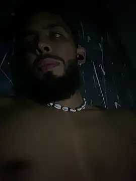 Snapshot of Alessandro__Rossi chatting on 02/14/25, 06:45 Alessandro Rossi online show from 02/14/25, 06:45